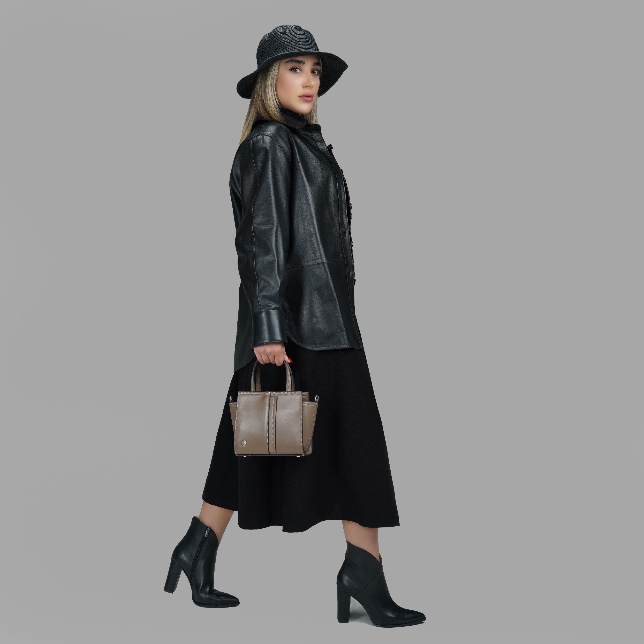 دسته بندی زنانه